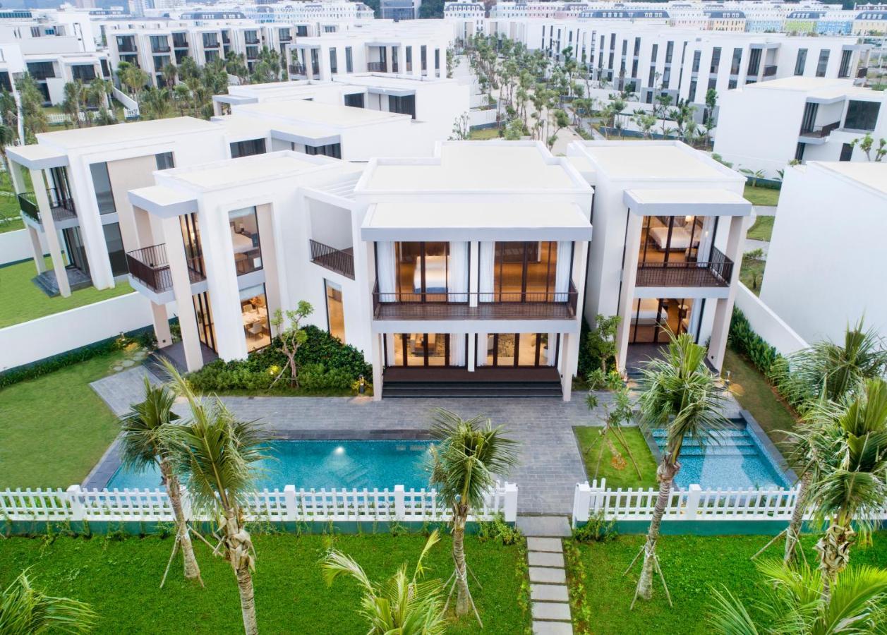 Oakwood Ha Long Hotel Exterior photo
