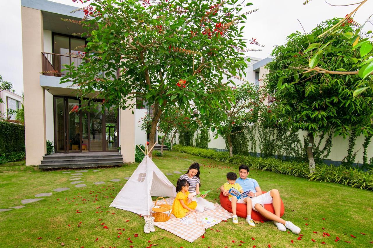 Oakwood Ha Long Hotel Exterior photo