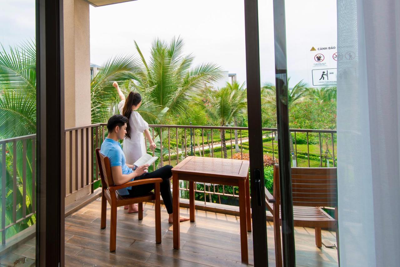 Oakwood Ha Long Hotel Exterior photo