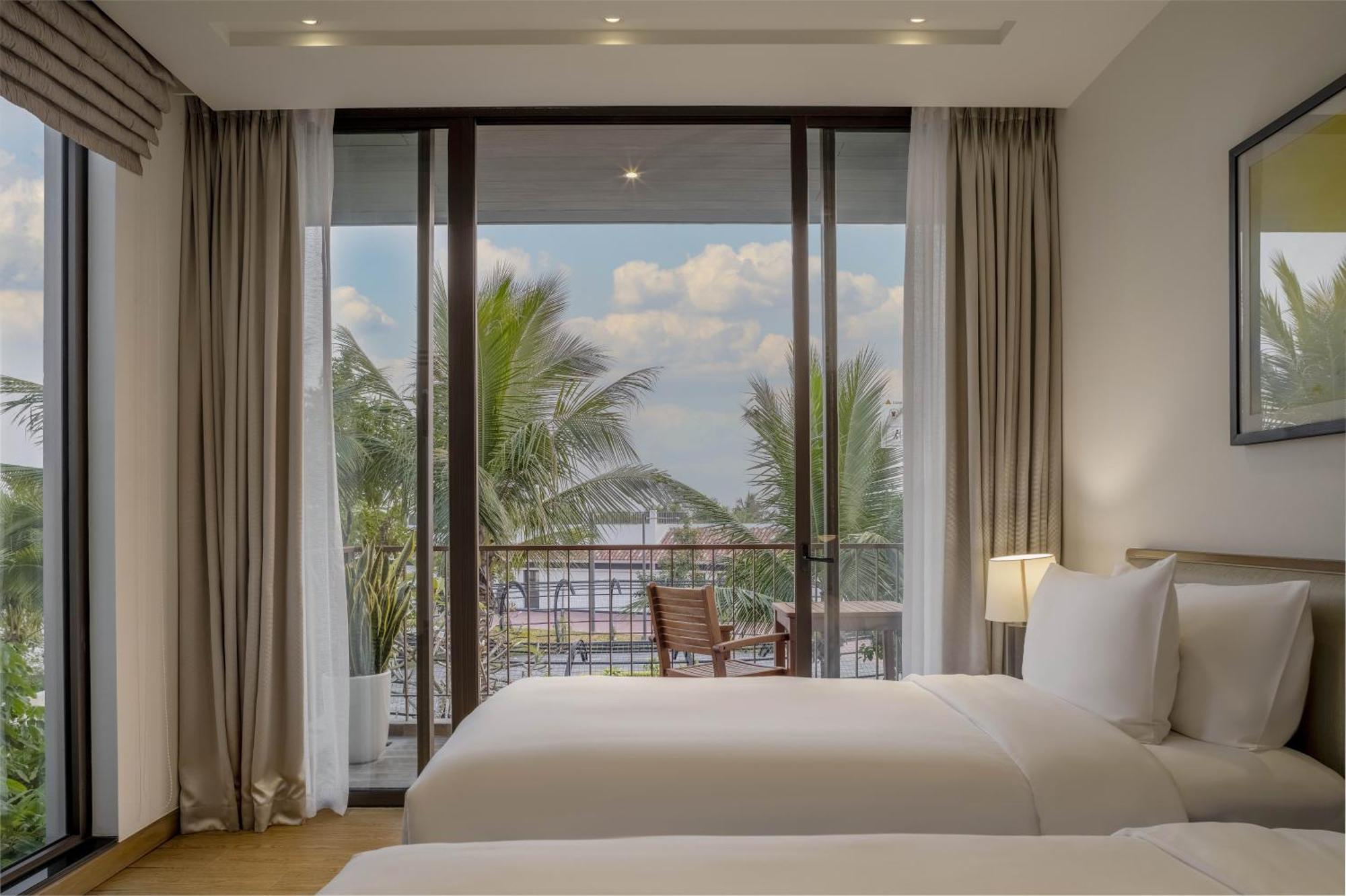 Oakwood Ha Long Hotel Exterior photo